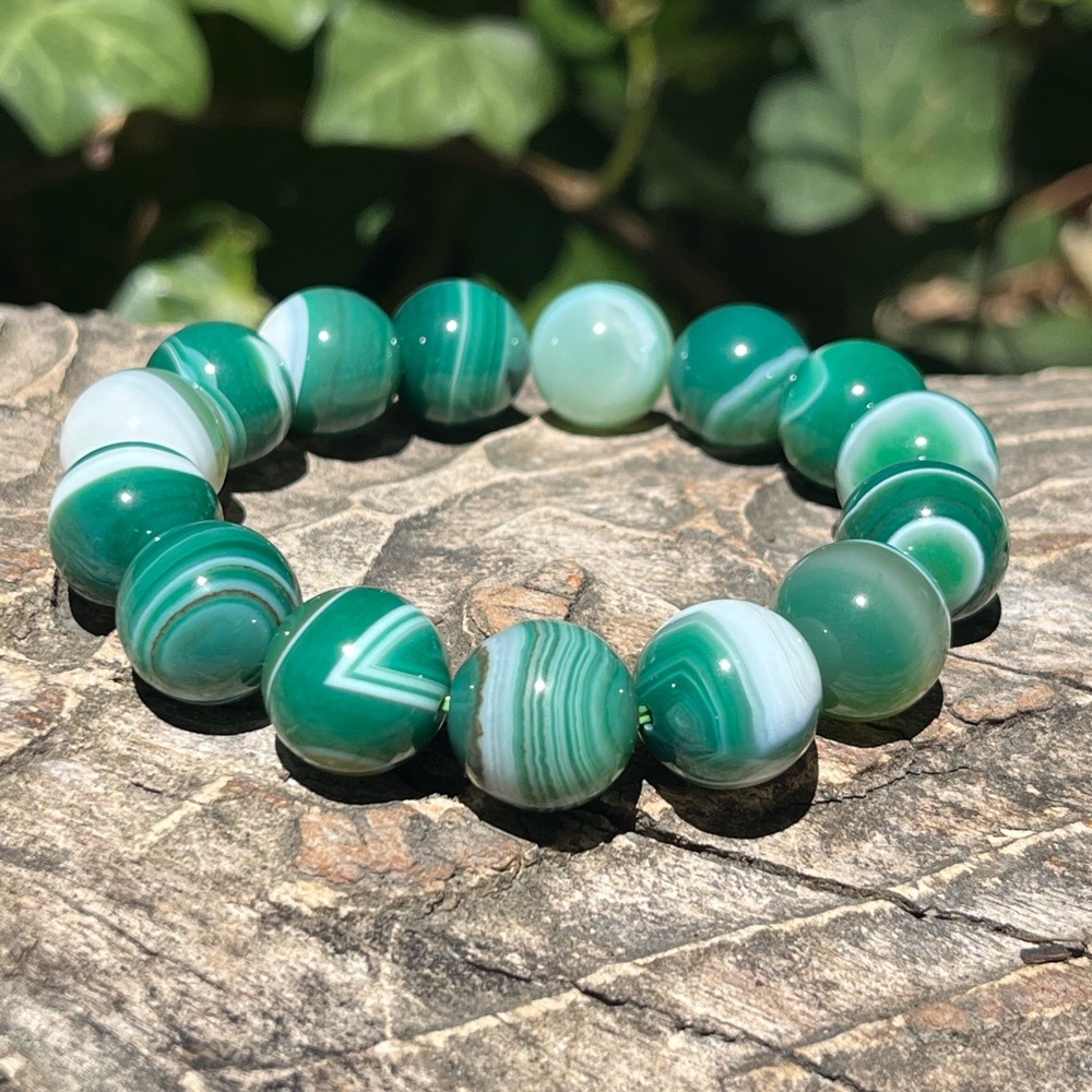 14mm green Botswana agate bracelet - Picture 5 of 8